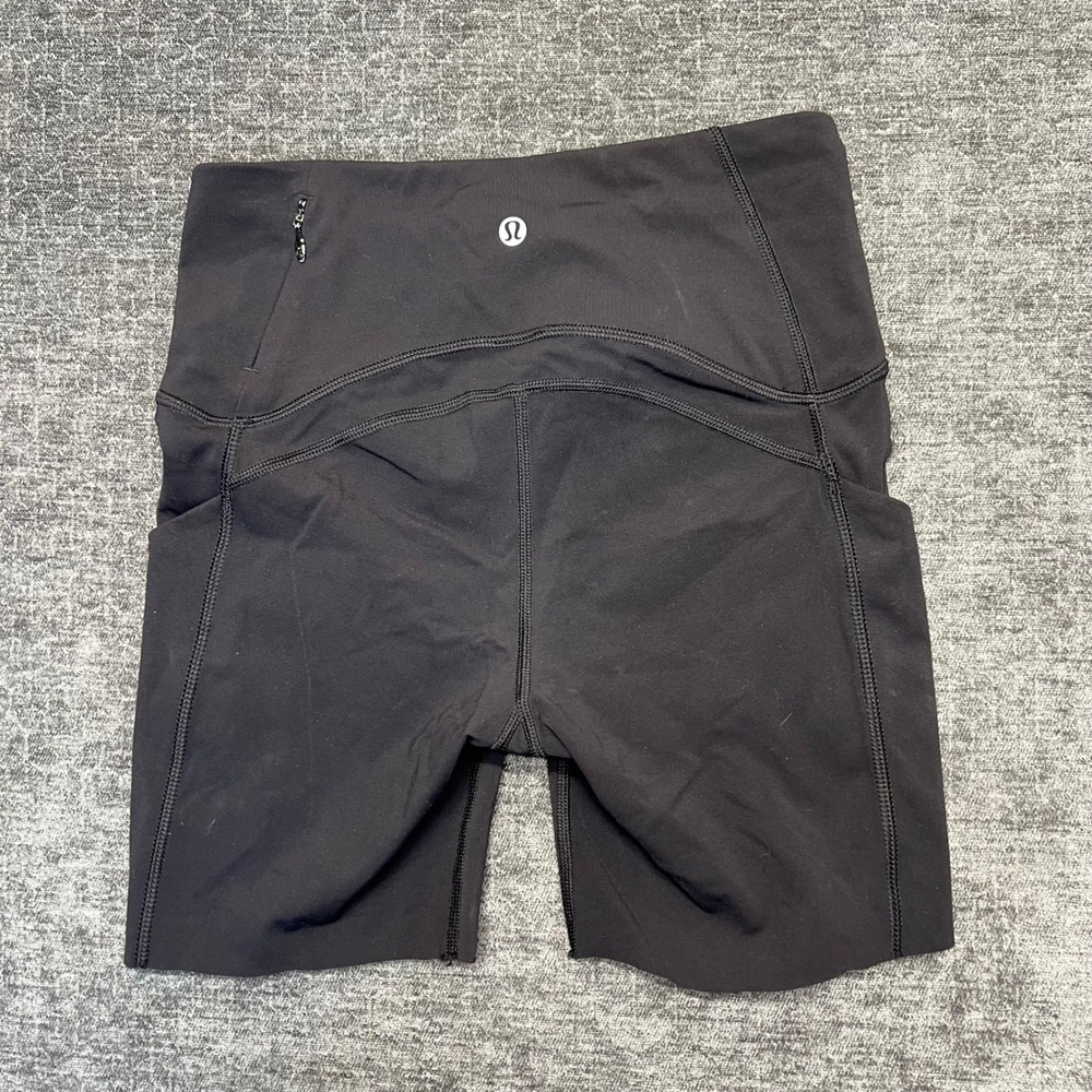 Lot of Lululemon Align‎ High Rise Bike Shorts Abstract Swirl Print Size 4 - Picture 8 of 9